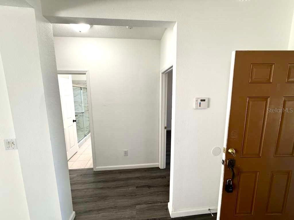 14548 Grand Cove Dr Property Photo 5