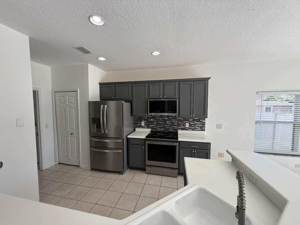 14548 Grand Cove Dr Property Photo 13