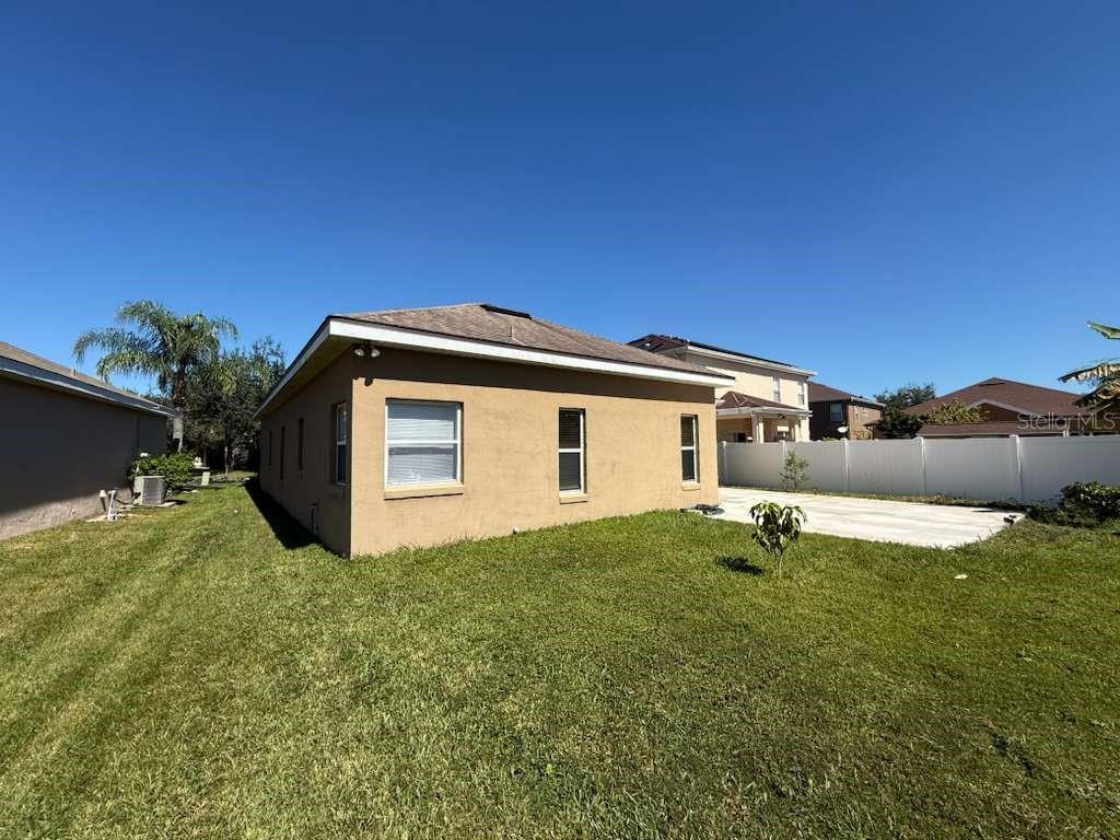14548 Grand Cove Dr Property Photo 27