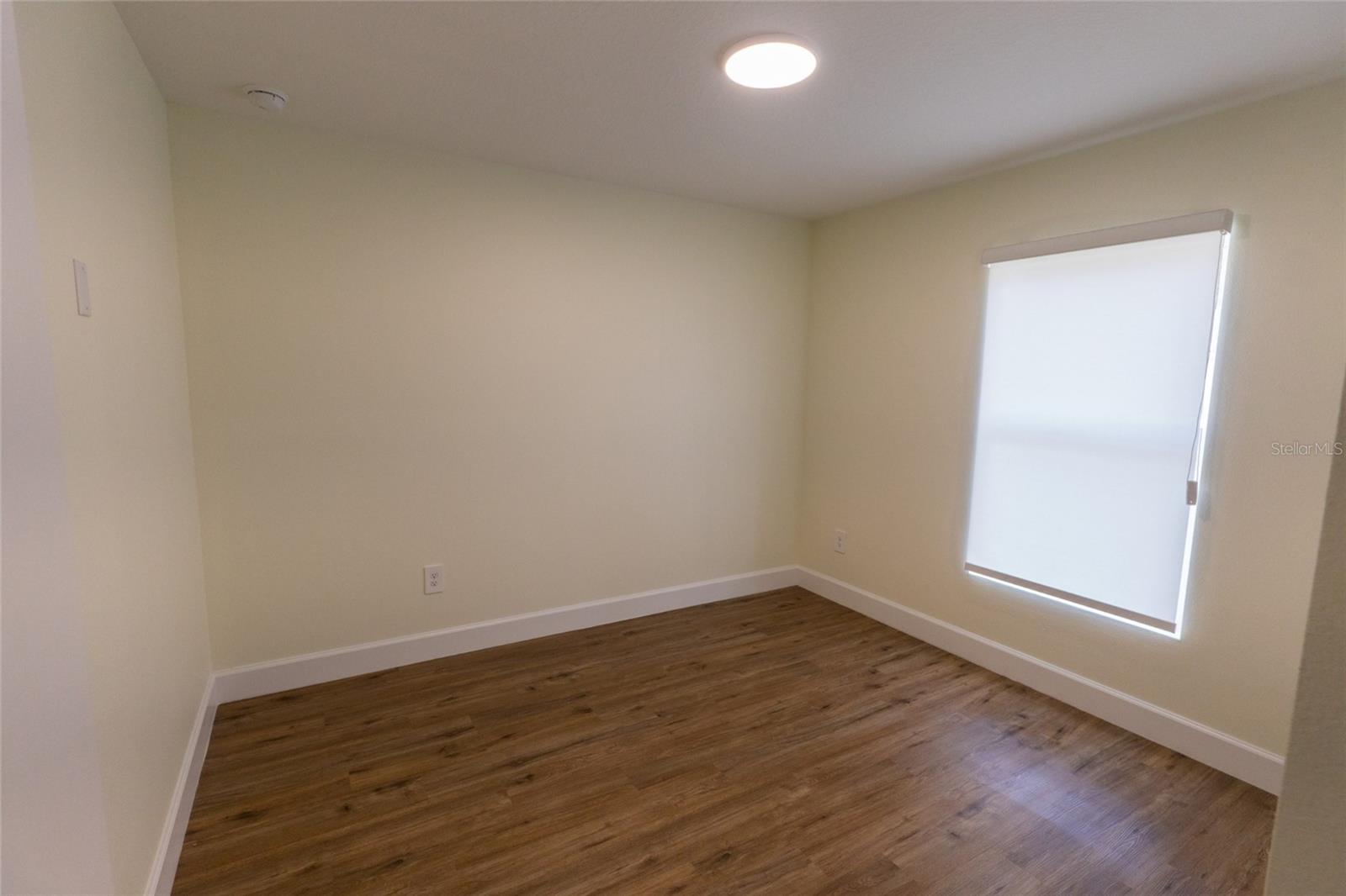 2232 Florida Dr #102 Property Photo 6
