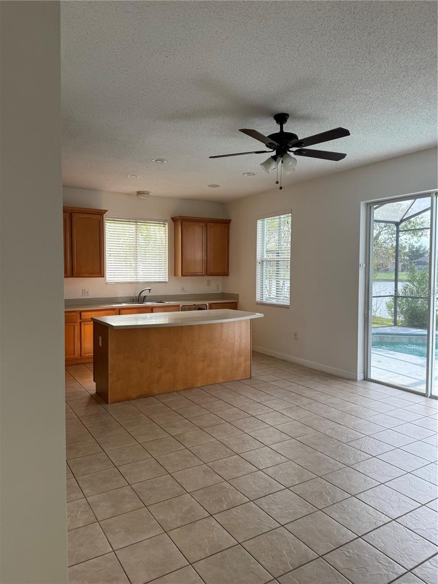2720 Amanda Kay Way Property Photo 3