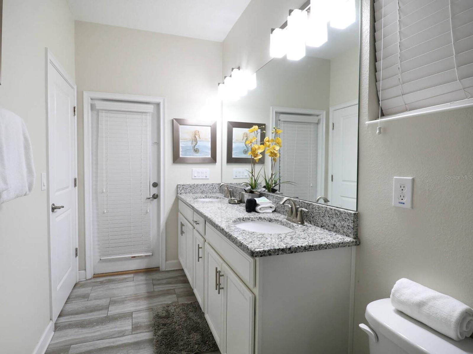4726 Sleepy Hollow Dr Property Photo 16
