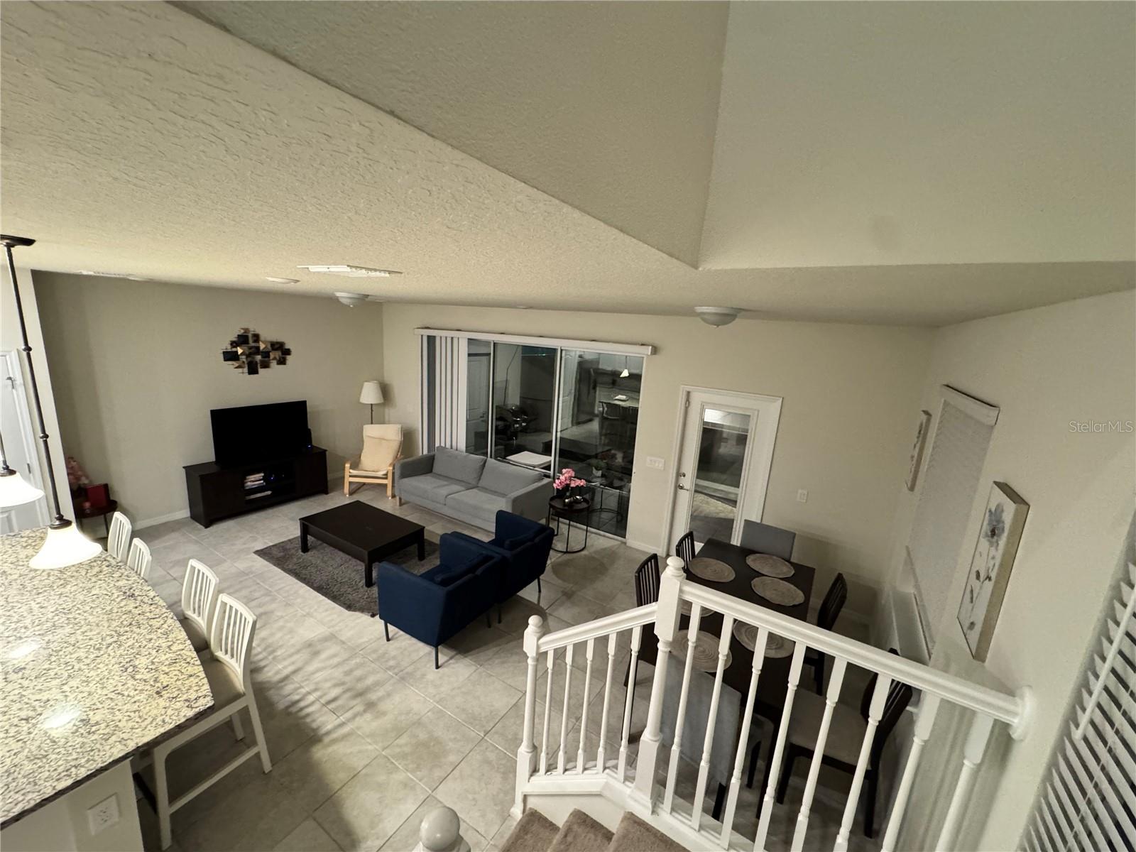 7479 Oakmoss Loop Property Photo 4