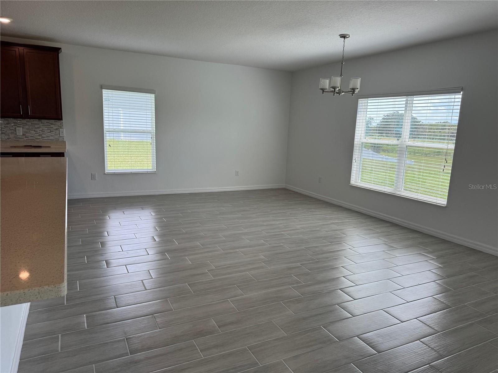 545 Oglethorpe Dr Property Photo 4