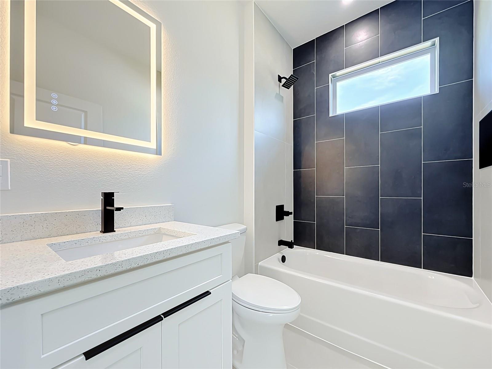 2567 Sw 154th Place Rd Property Photo 17