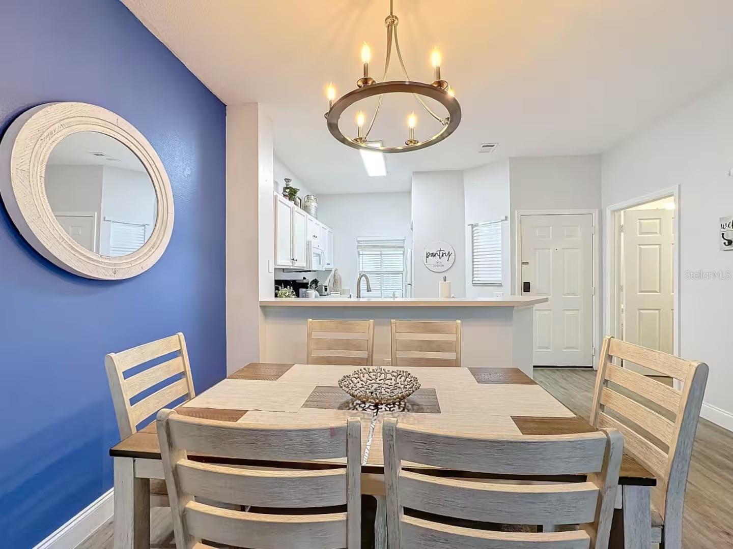 8493 Crystal Cove Loop Property Photo 12