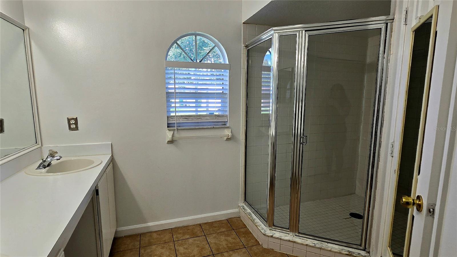 5100 Heatherstone Dr Property Photo 8