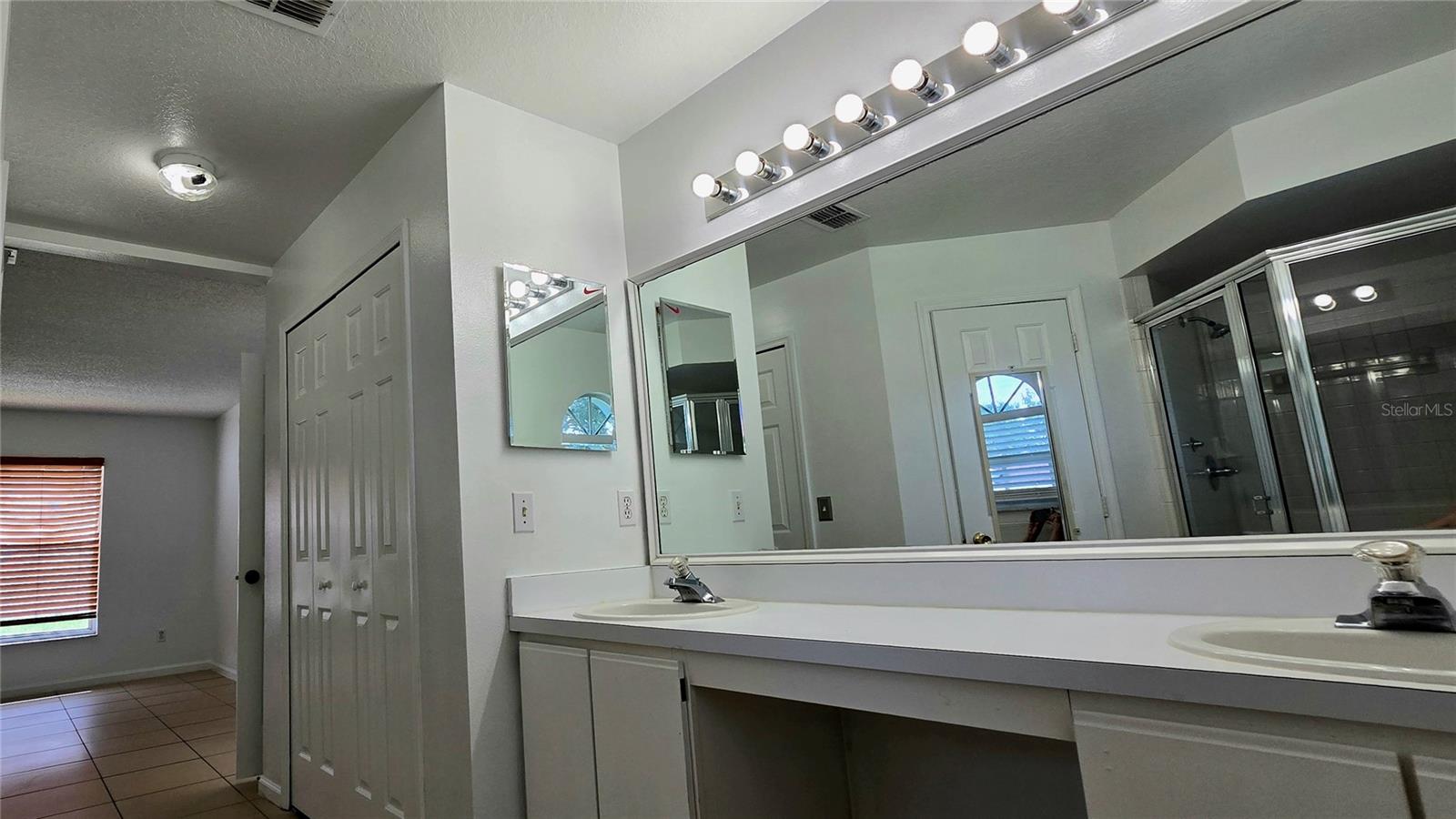 5100 Heatherstone Dr Property Photo 11