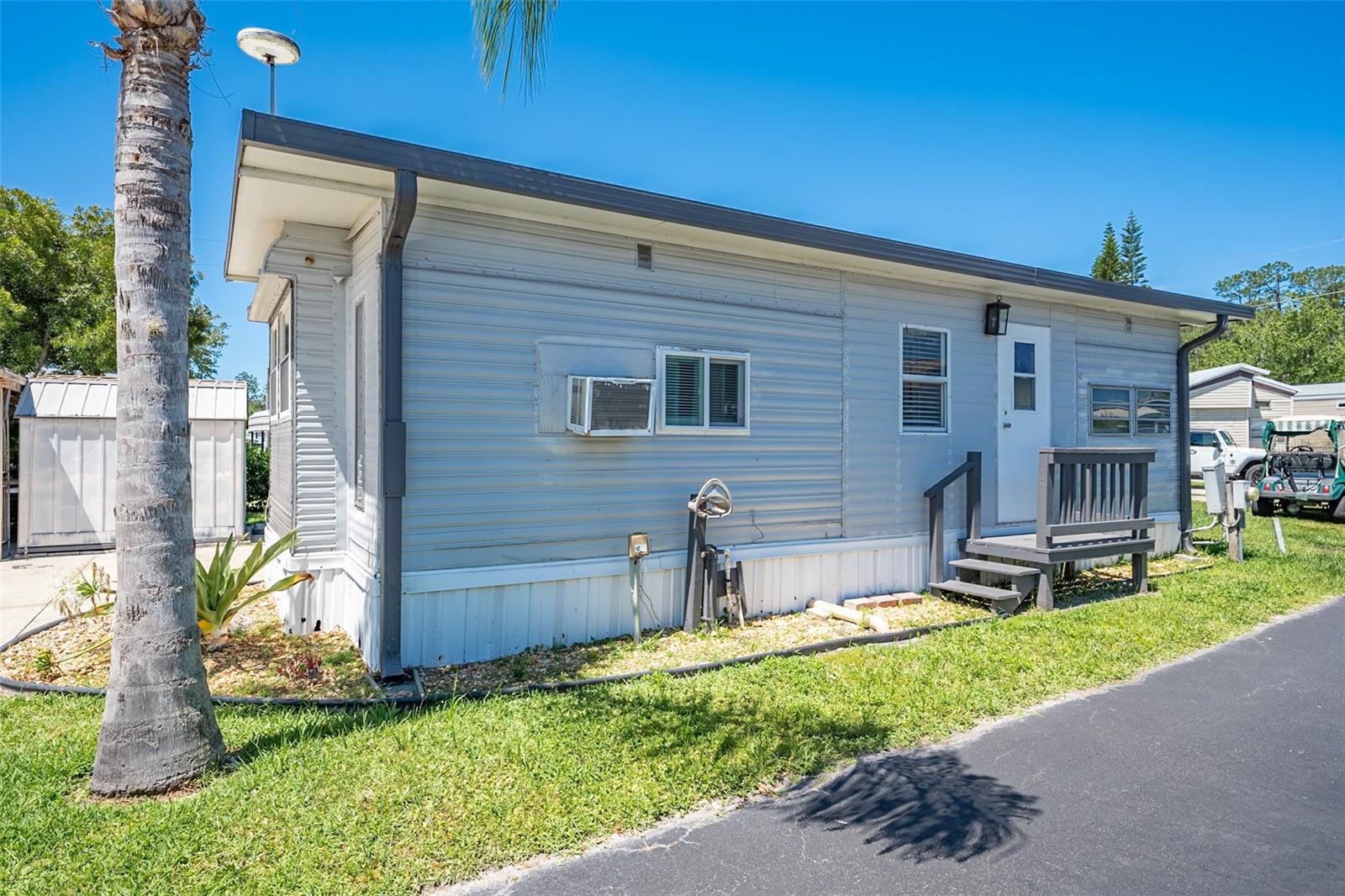 1379 Mainsail Ln Property Photo 17