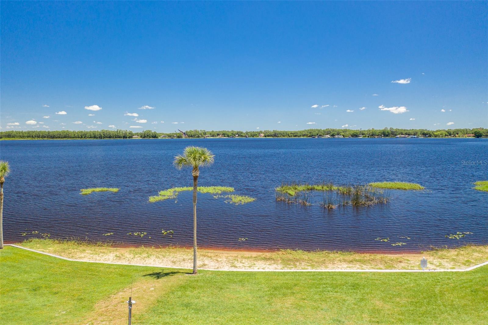 1379 Mainsail Ln Property Photo 31