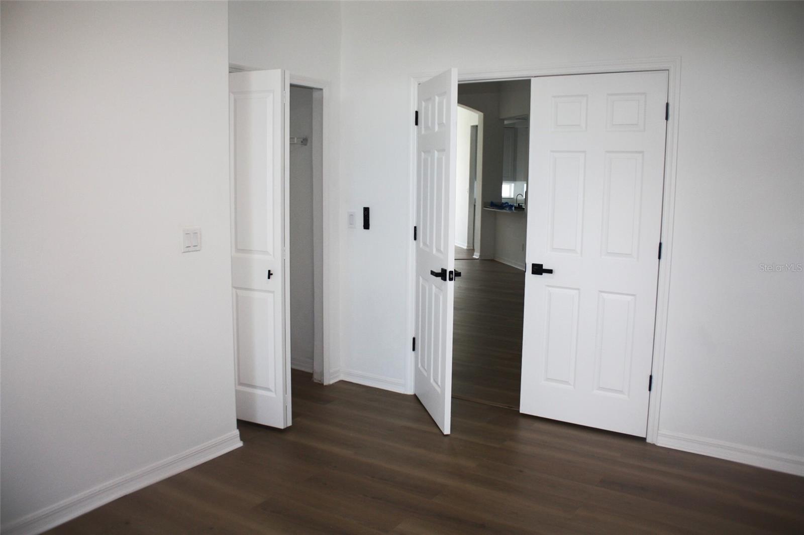 21516 Castle View Ct Property Photo 32