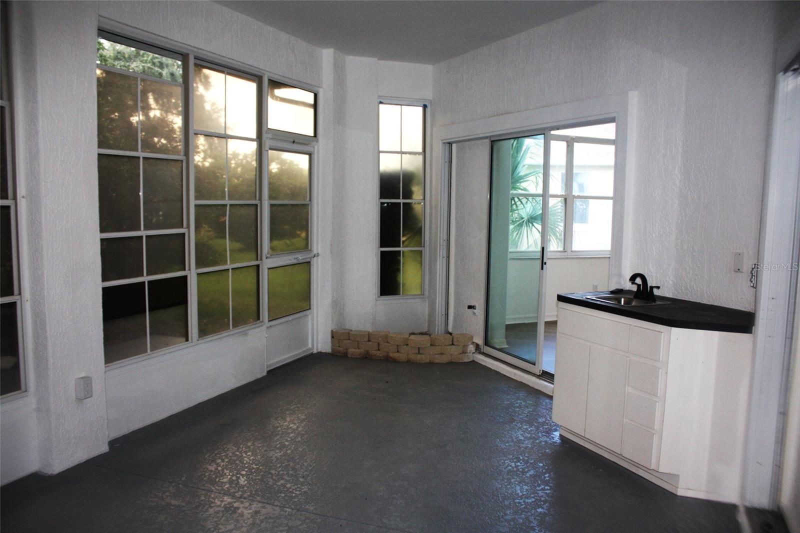 21516 Castle View Ct Property Photo 40