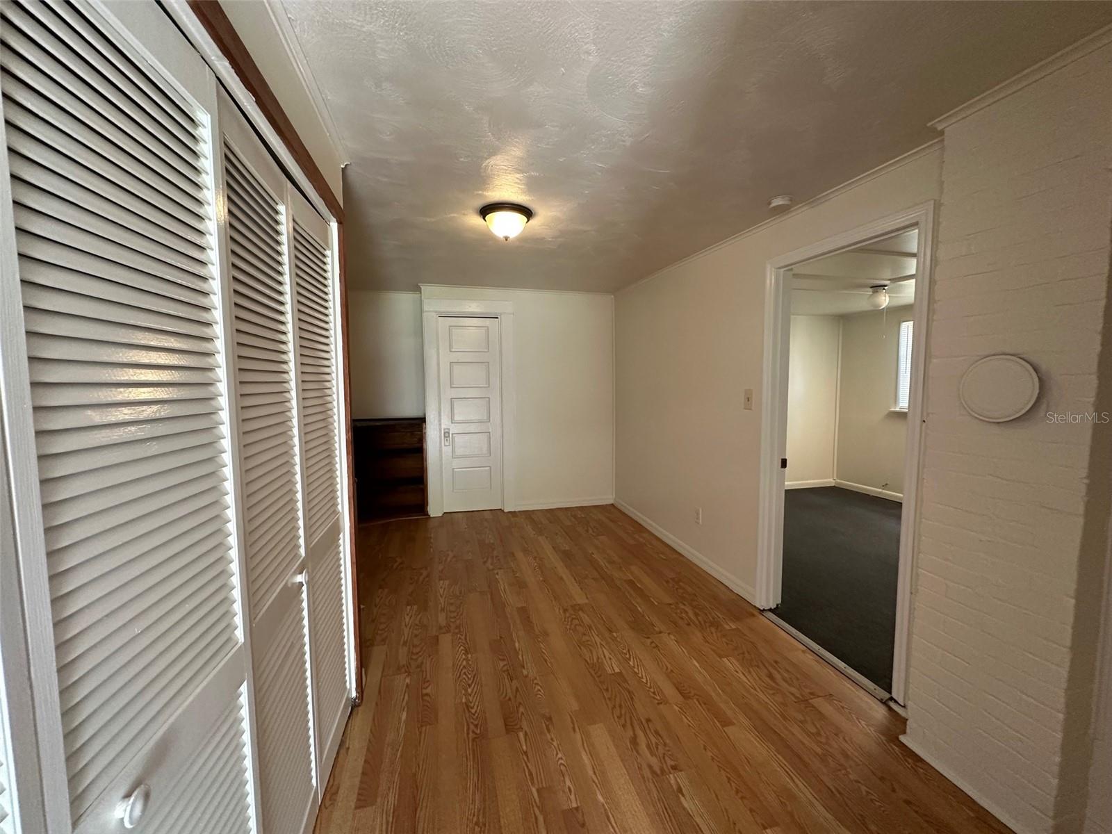 407 Poinsettia Rd #1 Property Photo 4