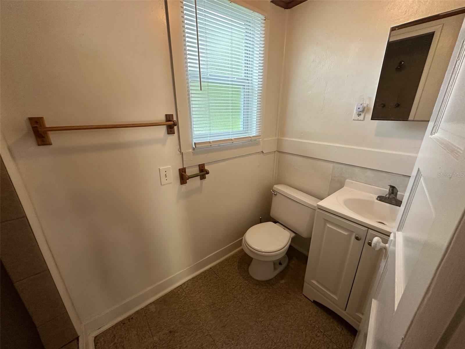 407 Poinsettia Rd #1 Property Photo 8