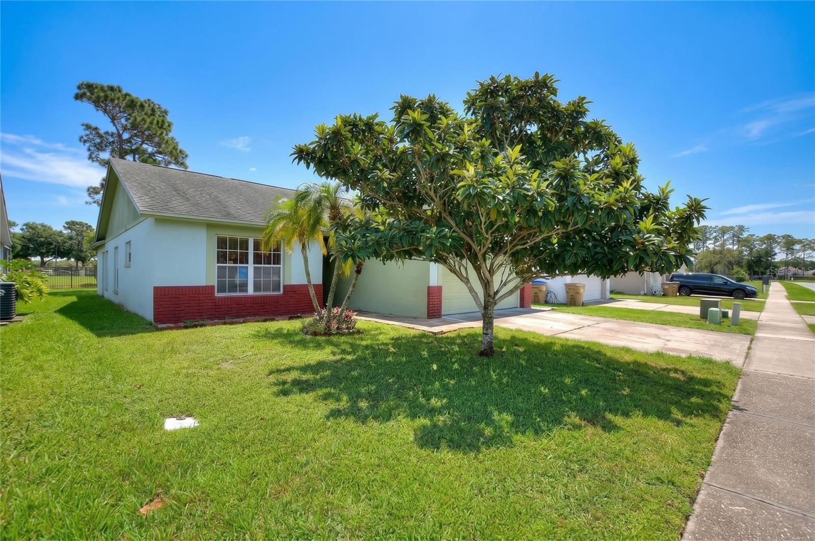 298 INDIAN POINT CIR Property Photo 1