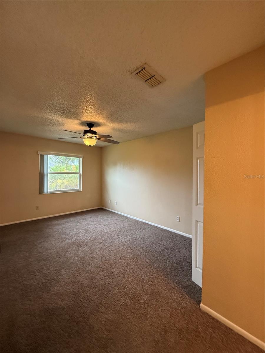 9927 Turf Ct #7 Property Photo 8