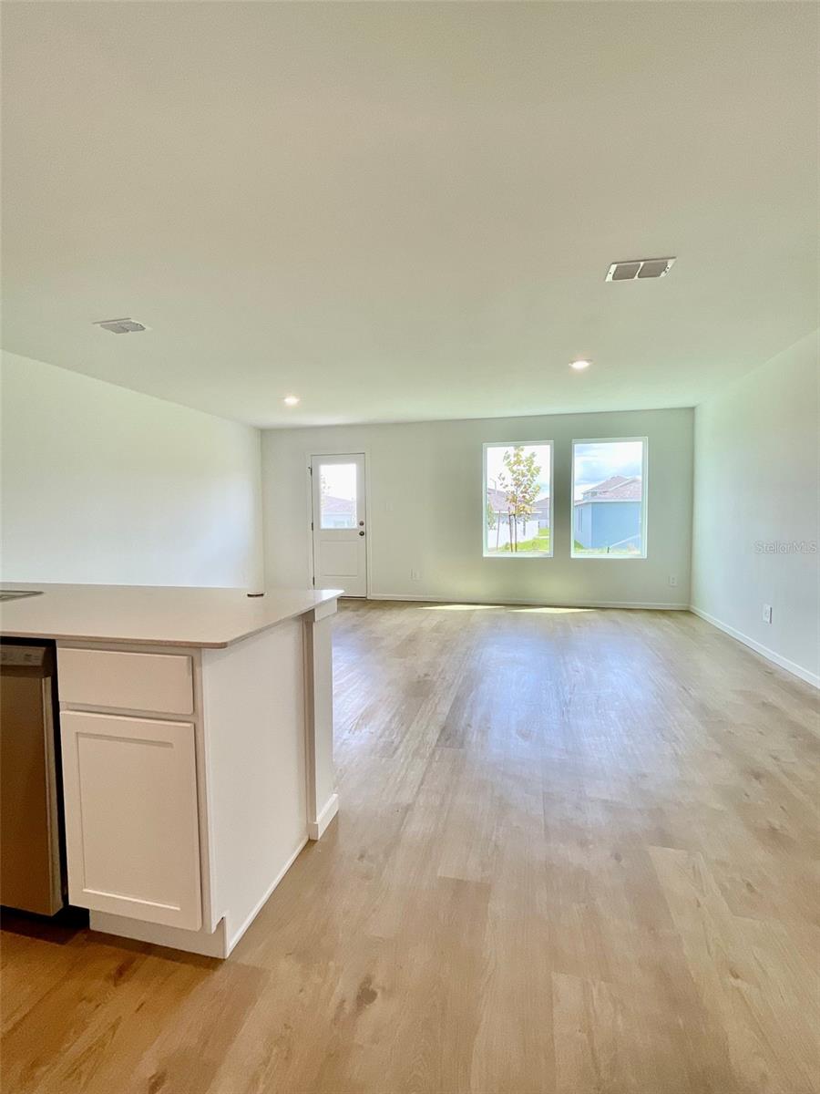 3017 Captain Jax Way Property Photo 14