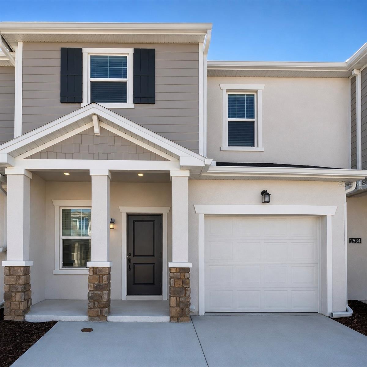 2528 Skyline Loop Property Photo 1