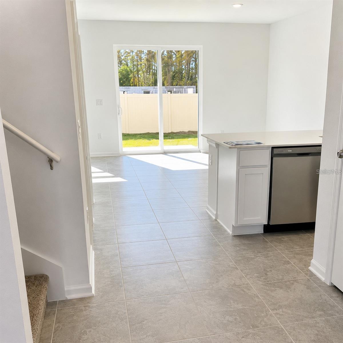 2528 Skyline Loop Property Photo 4
