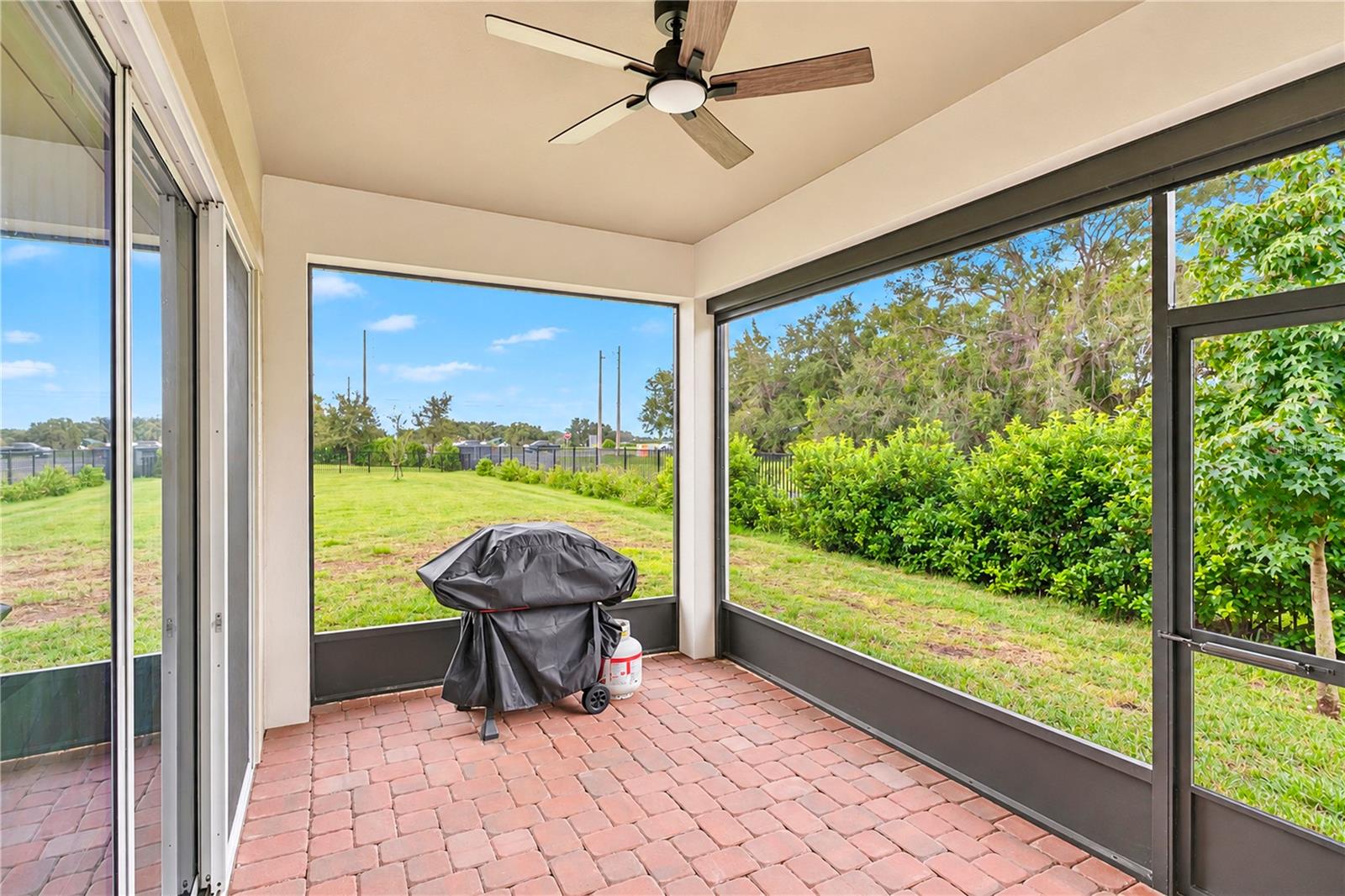 2327 Datura Loop Property Photo 15