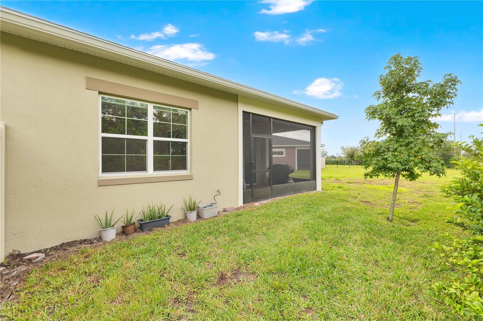 2327 Datura Loop Property Photo 18