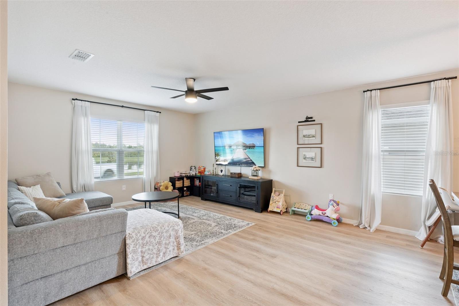 1172 Silverbell Trl Property Photo 5