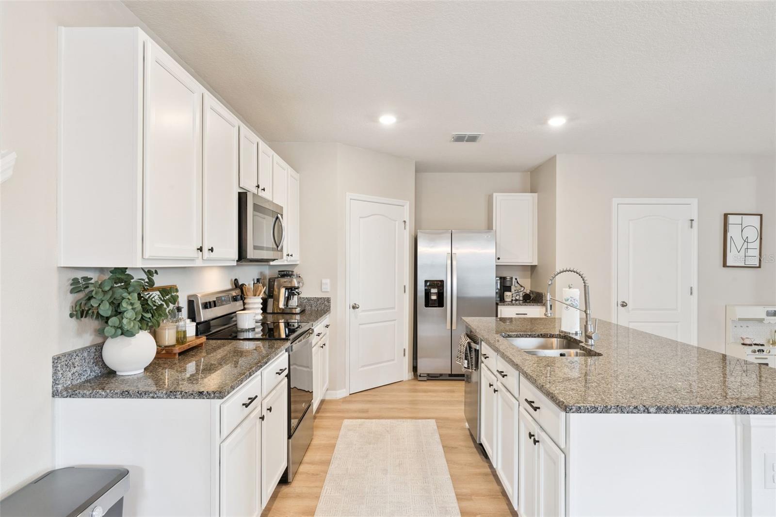 1172 Silverbell Trl Property Photo 10