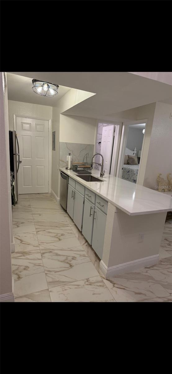 3032 Parkway Blvd #204 Property Photo 6