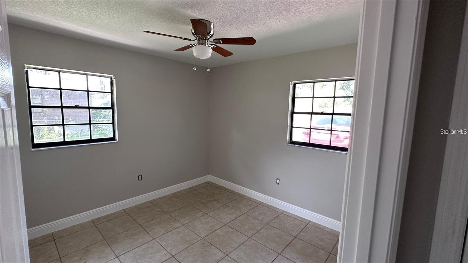 210 N Lone Oak Dr #1 Property Photo 8