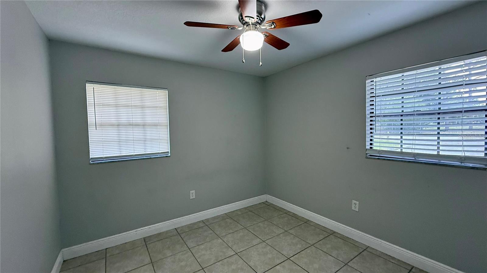210 N Lone Oak Dr #1 Property Photo 9