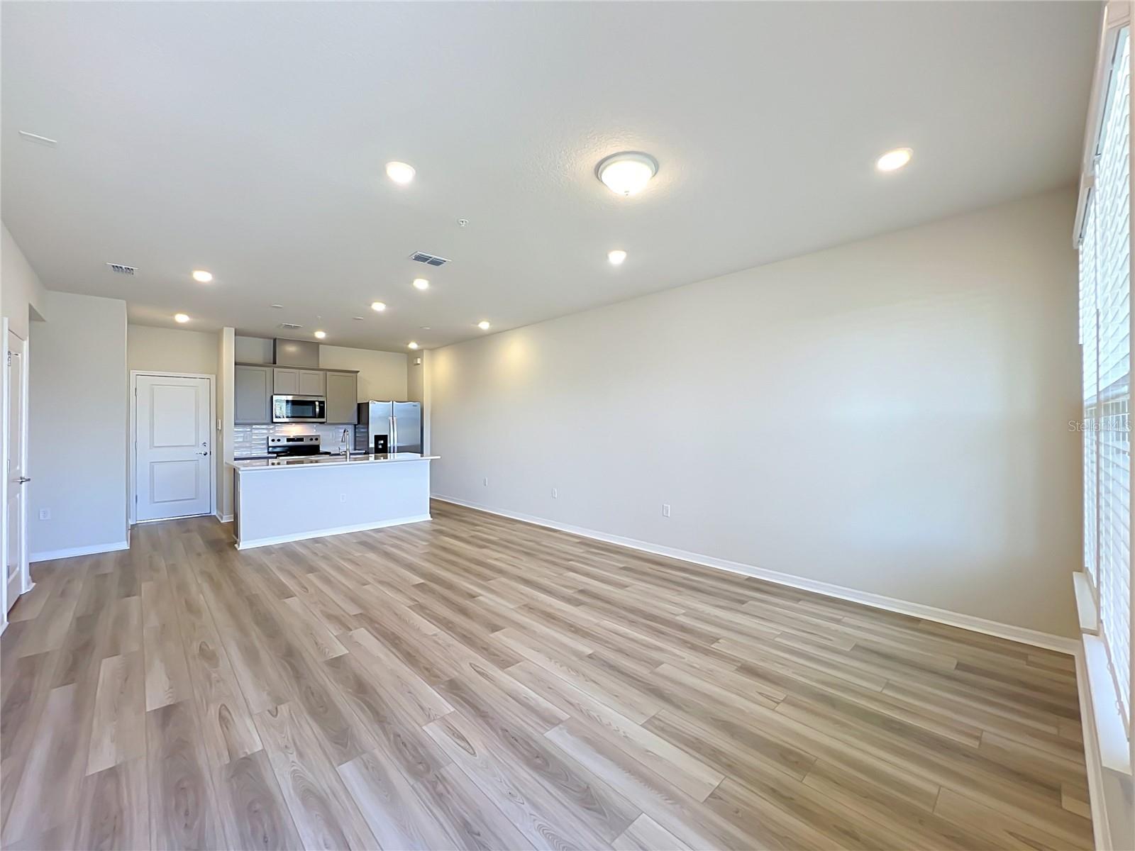 10678 Evening Star St Property Photo 10