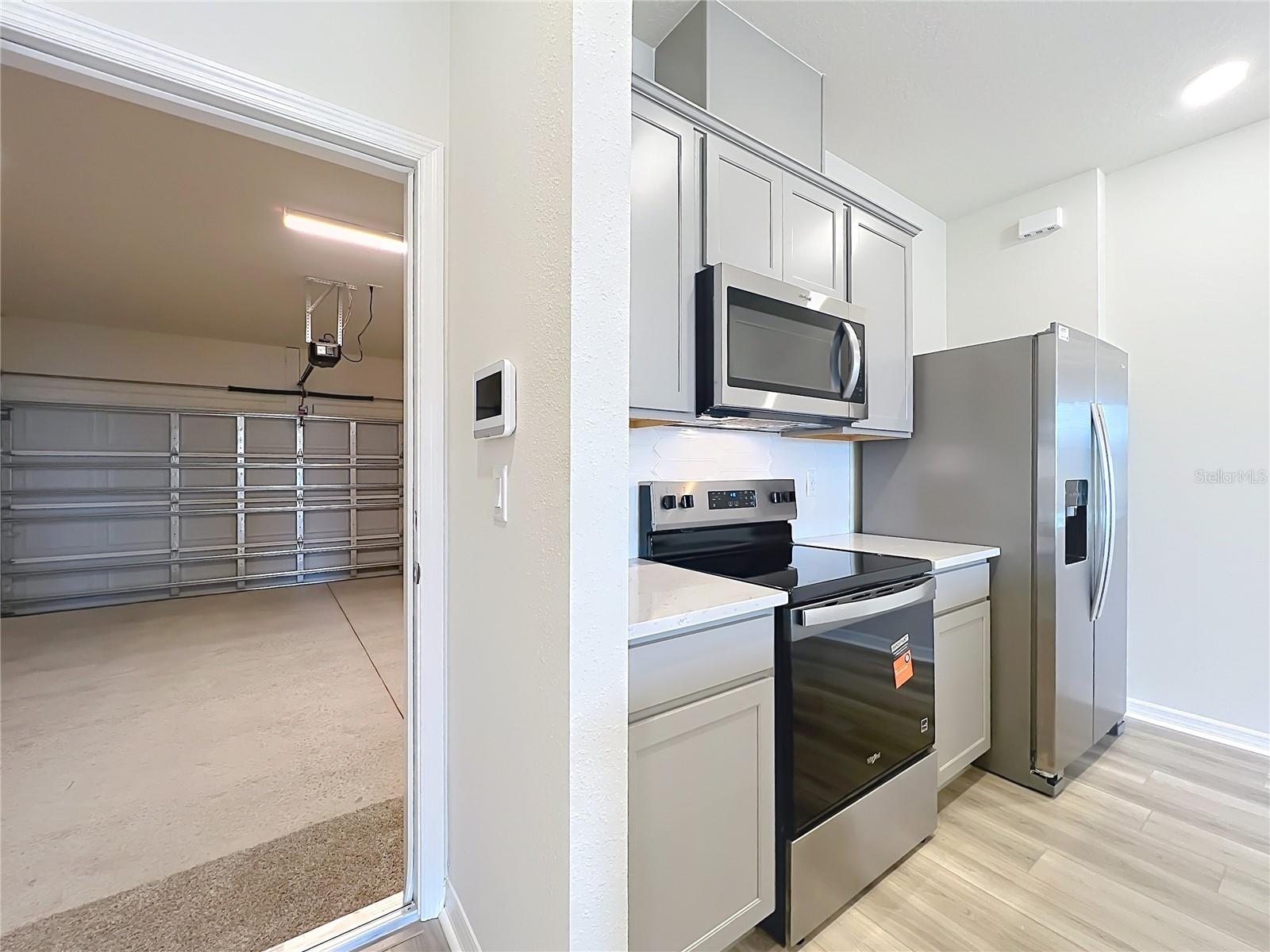 10678 Evening Star St Property Photo 15