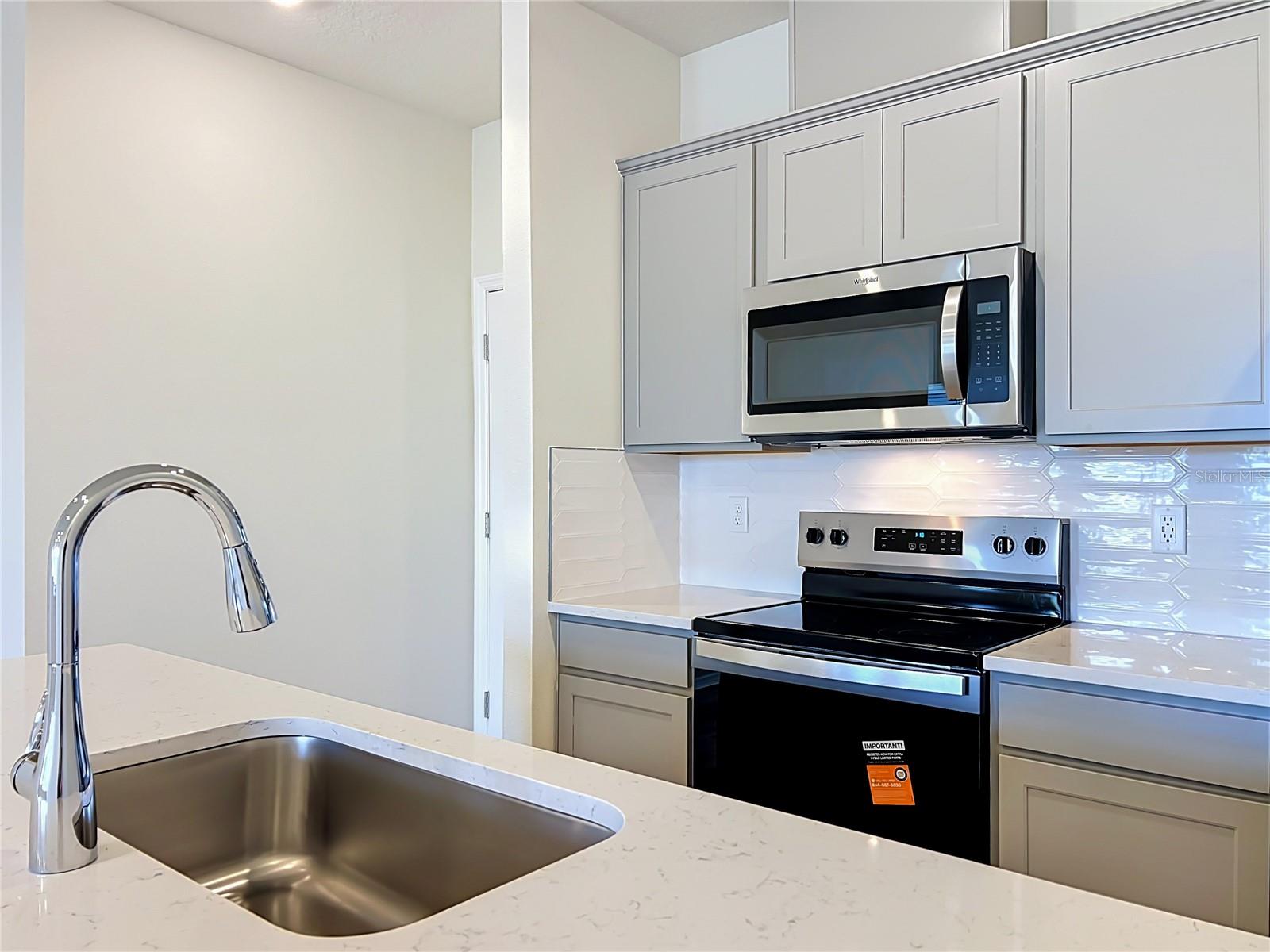 10678 Evening Star St Property Photo 20