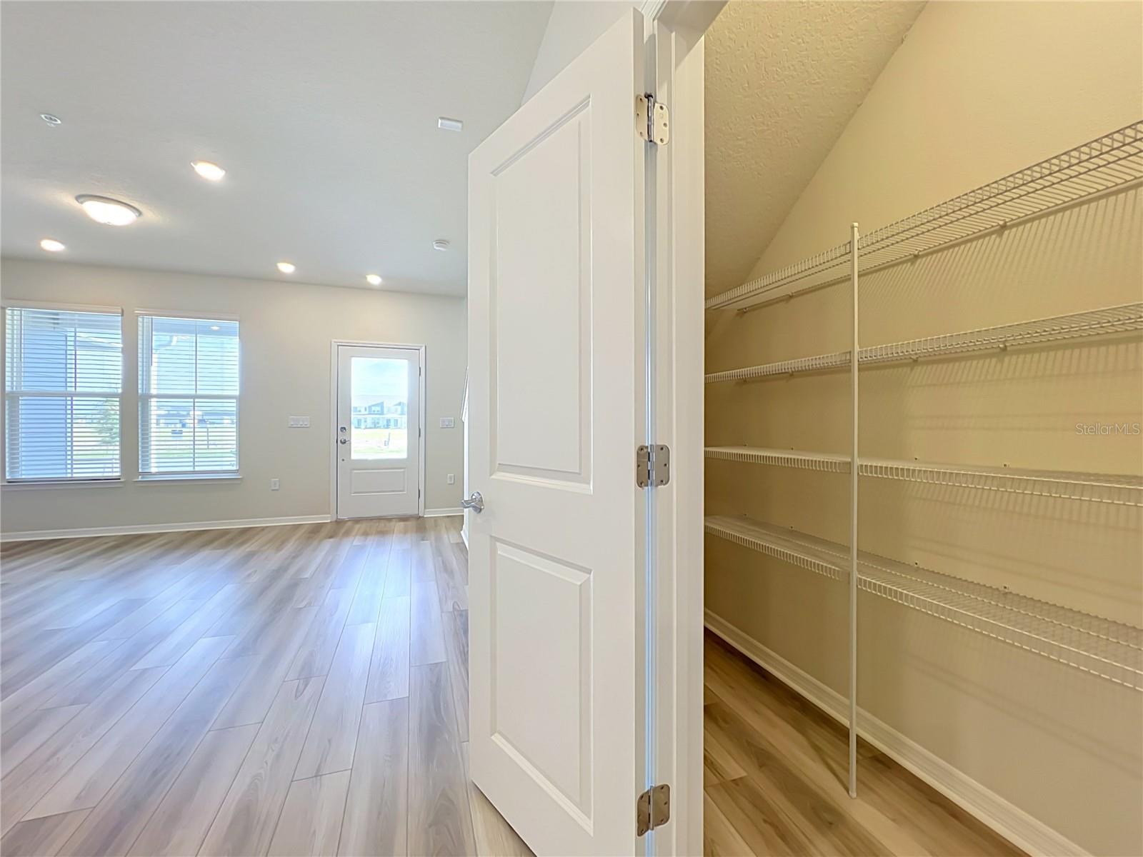 10678 Evening Star St Property Photo 22