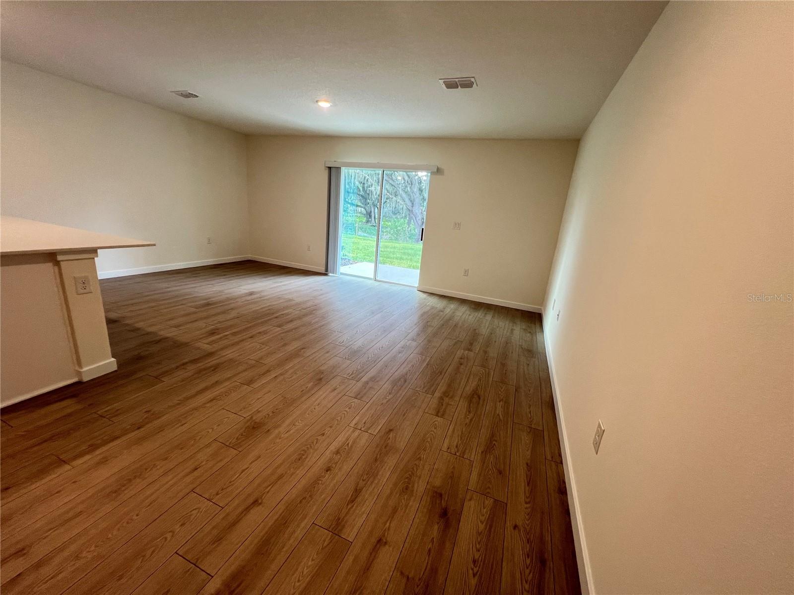 796 Preston Cove Dr Property Photo 8