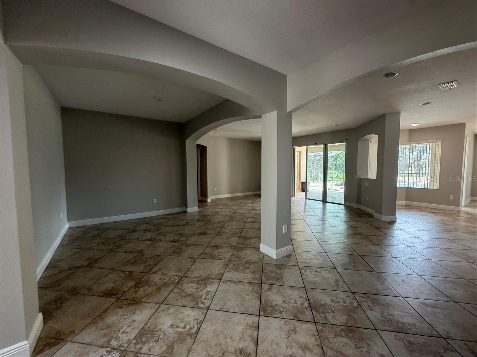 3811 Eagle Isles Cir Property Photo 10