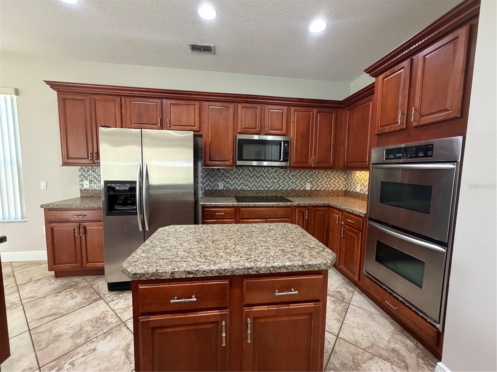 3811 Eagle Isles Cir Property Photo 18