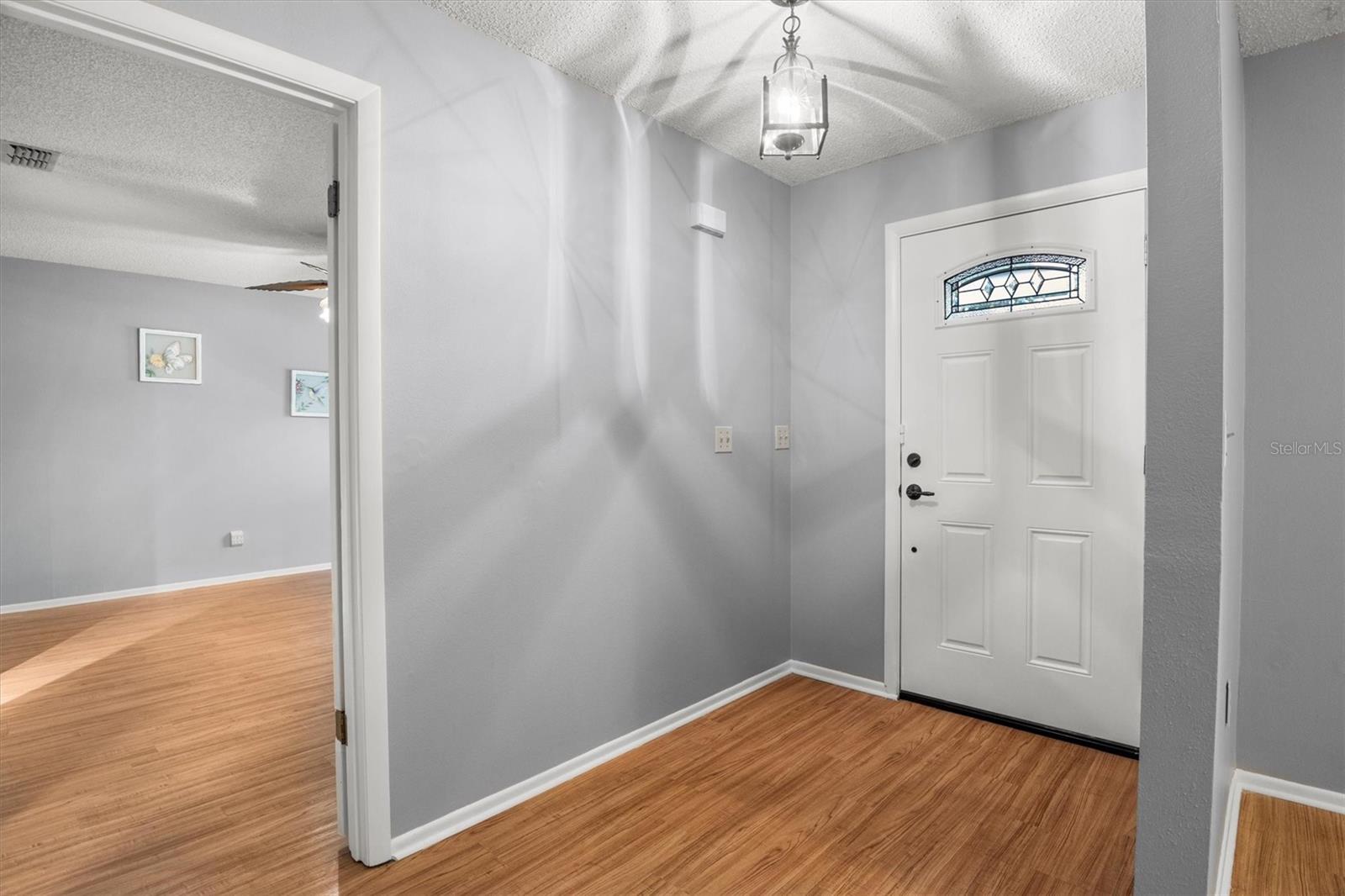 4302 Shadow Wood Ln Property Photo 4