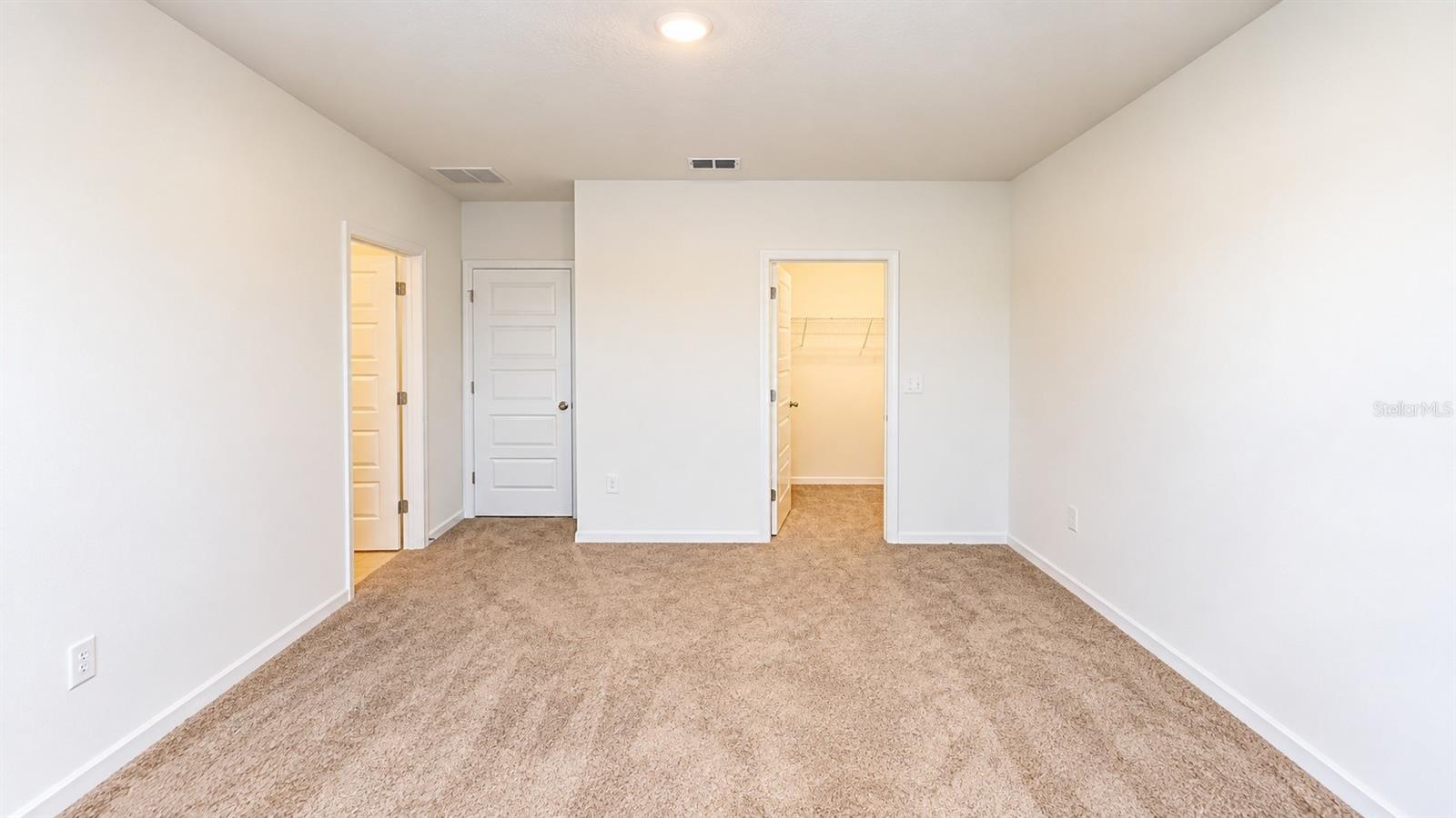 2630 Olympic Ct Property Photo 17