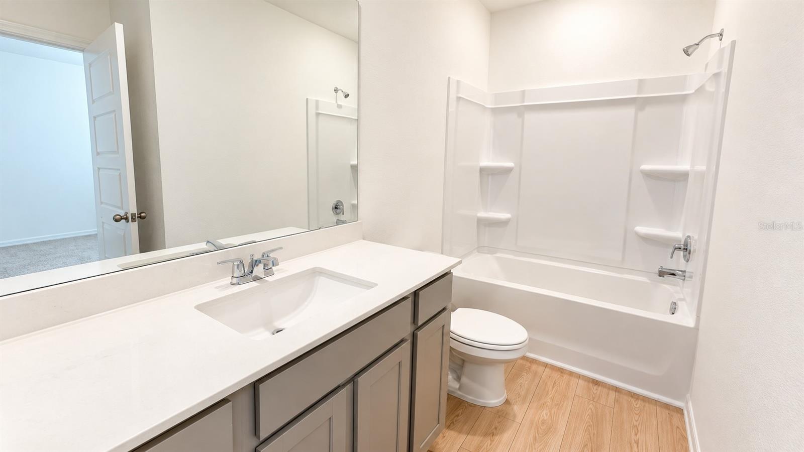 2630 Olympic Ct Property Photo 30