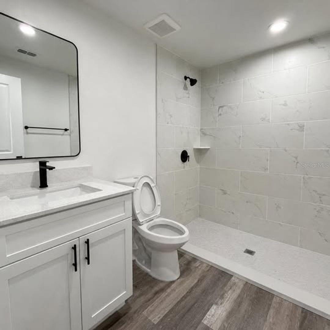 1801 Iris Ave Property Photo 8