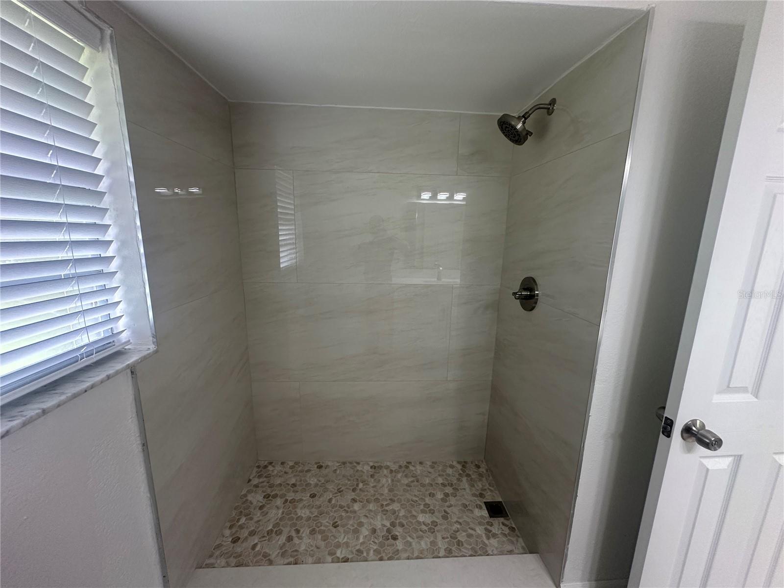 25527 Antler St Property Photo 8