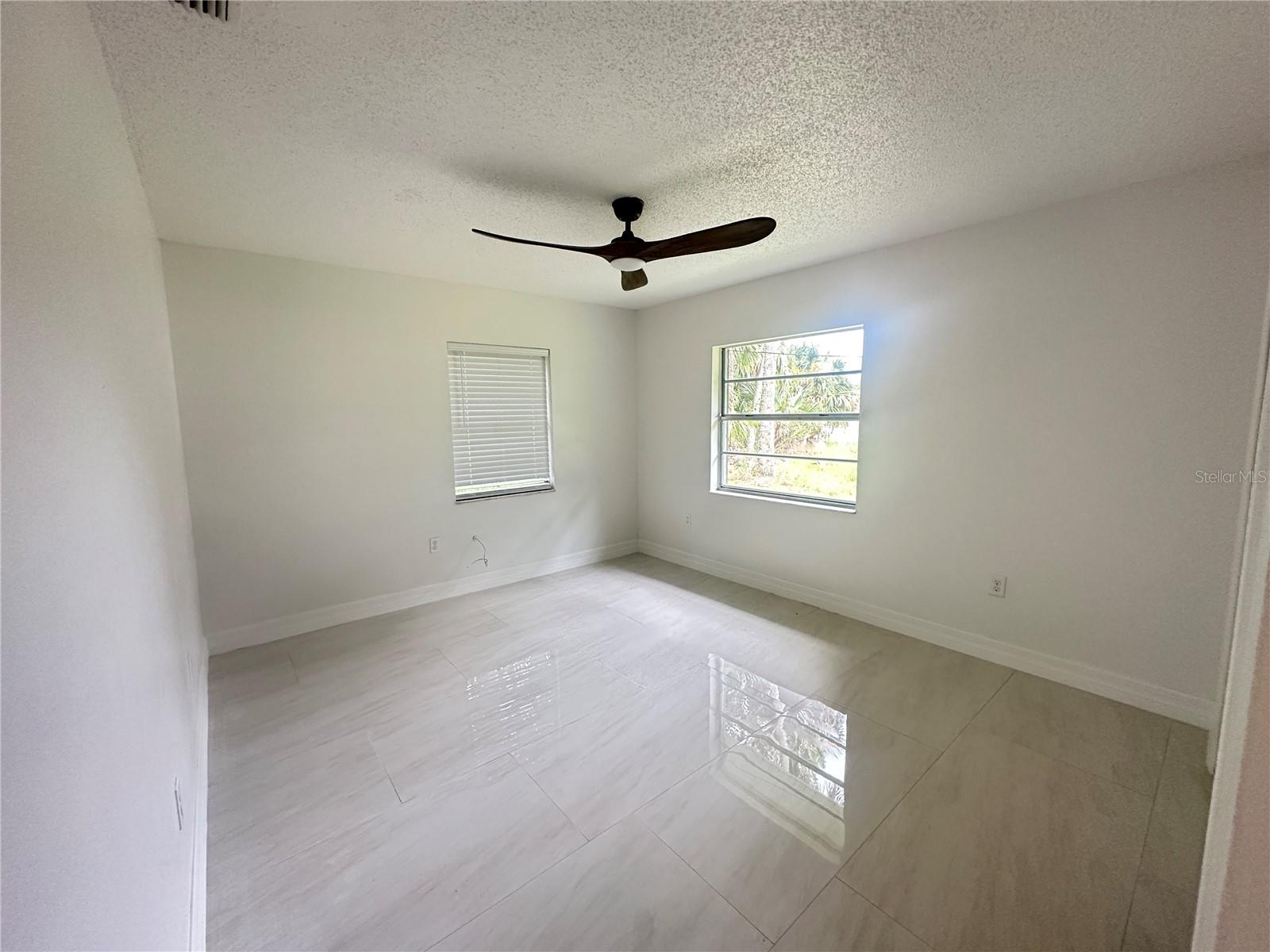 25527 Antler St Property Photo 9