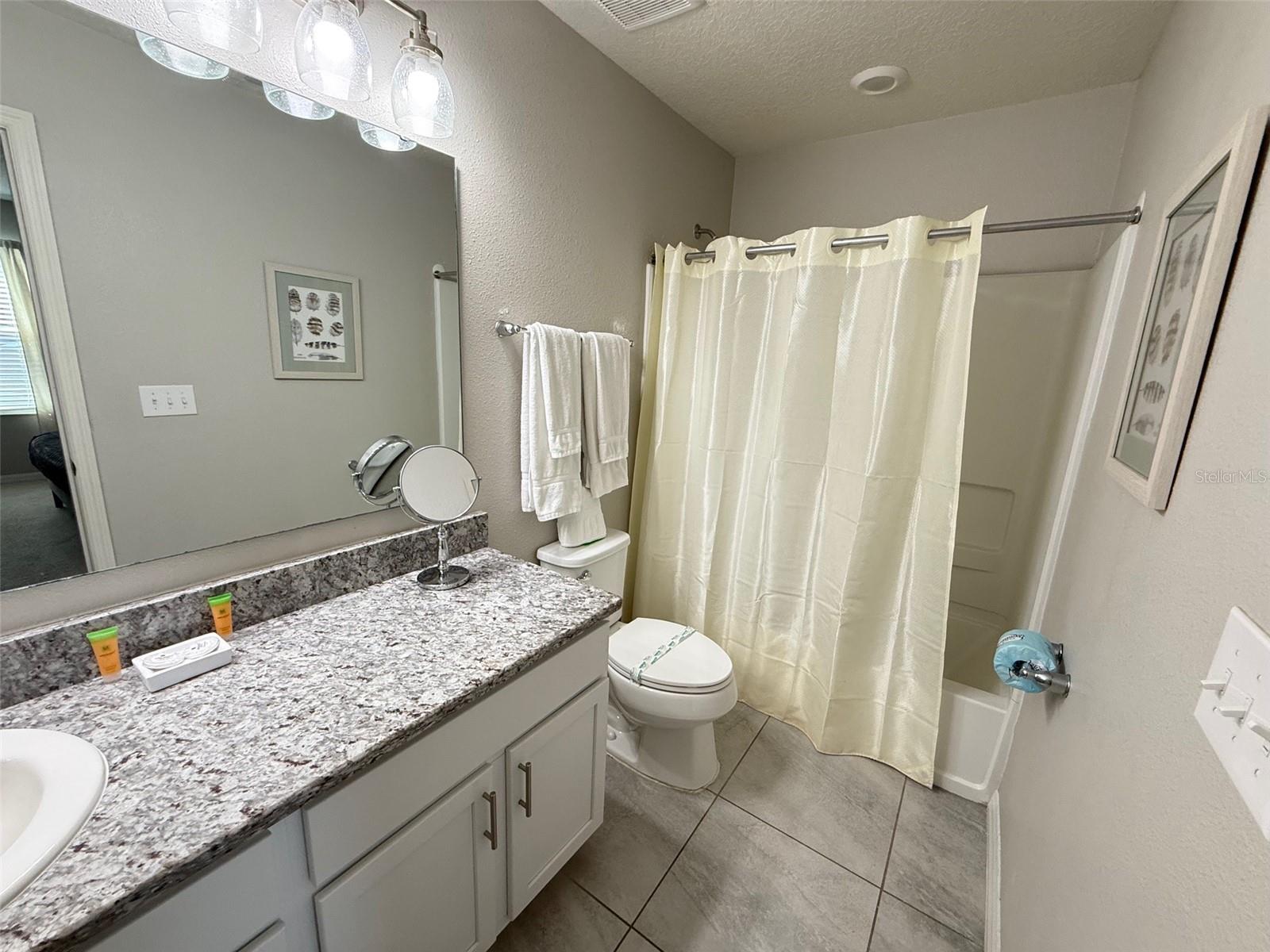 5147 Adelaide Dr Property Photo 16