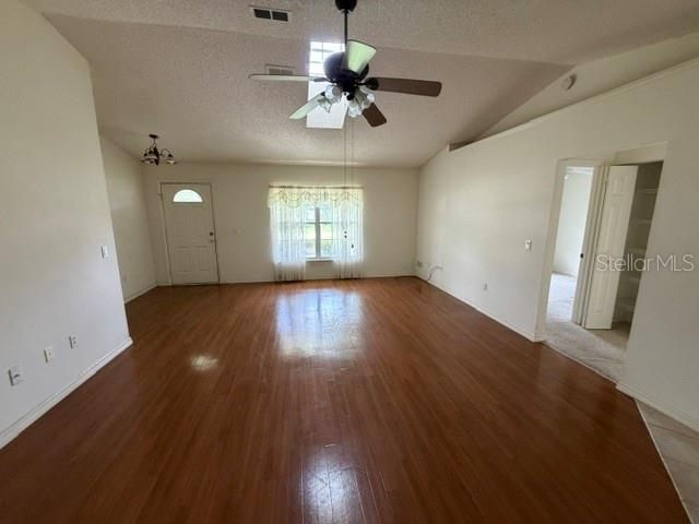 5304 Se 15th Ct Property Photo 3