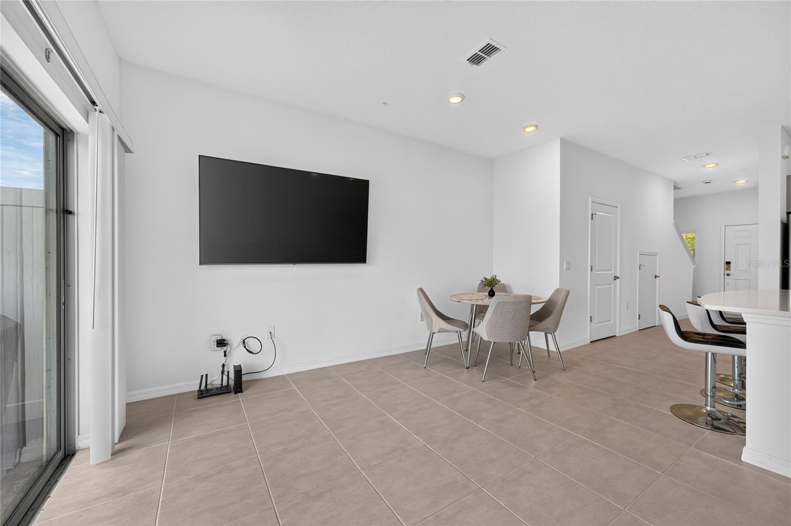 5080 Spangle Dr Property Photo 9