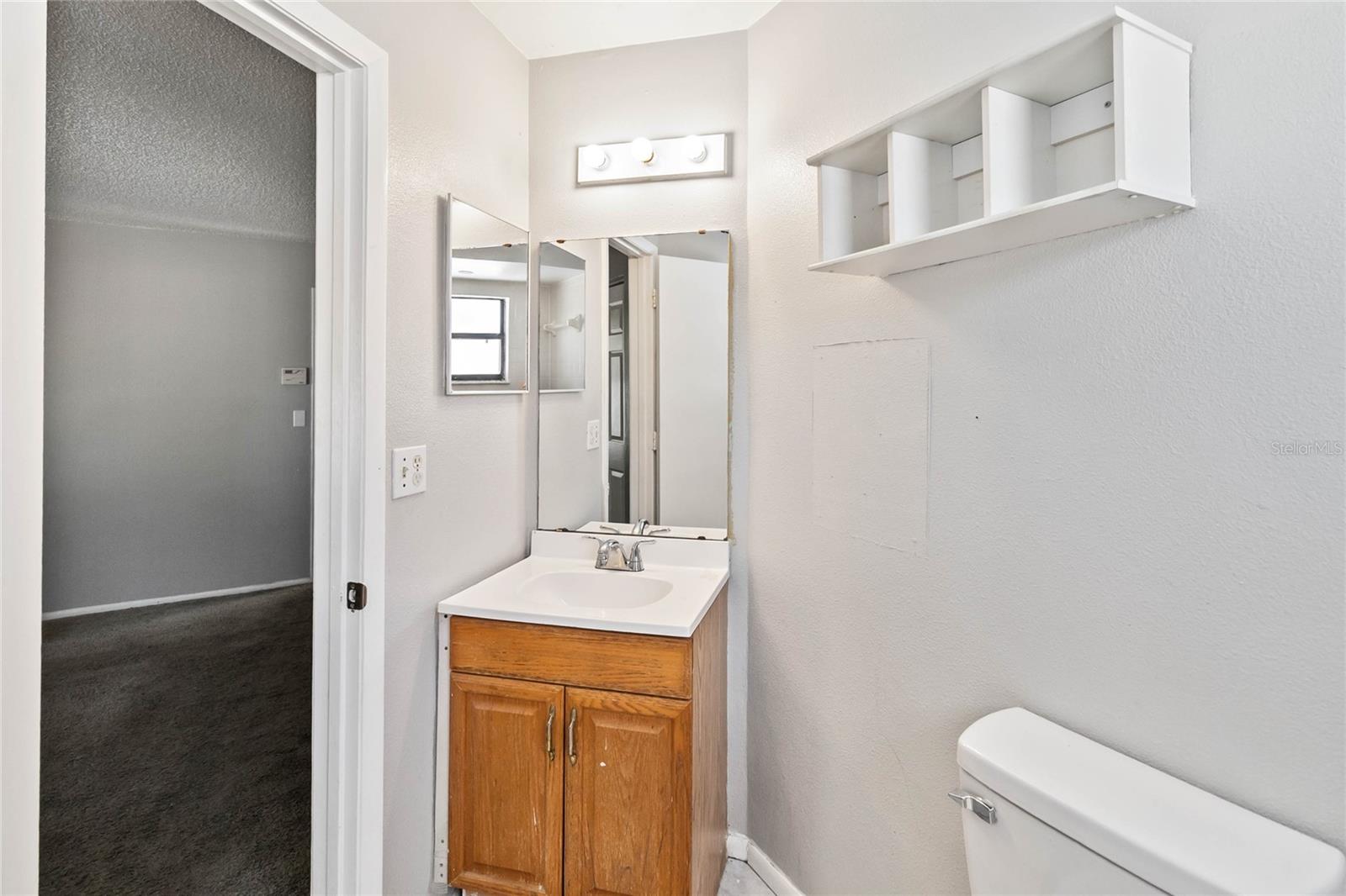 218 Cranbrook Dr Property Photo 9