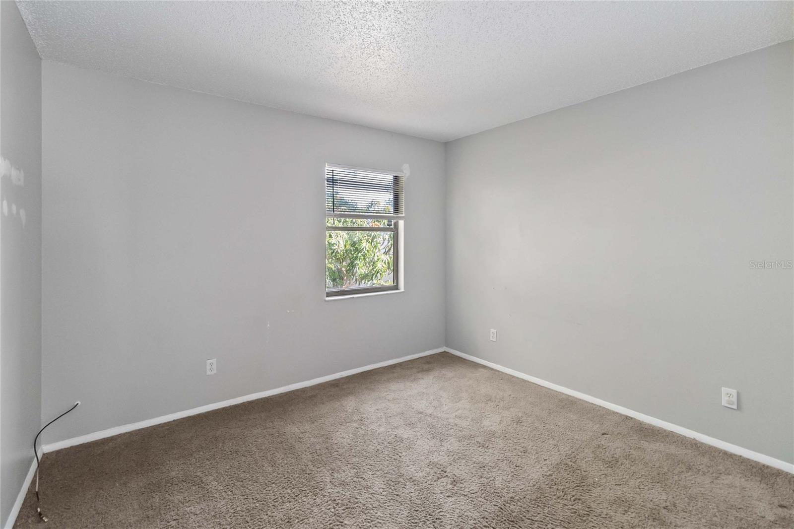 218 Cranbrook Dr Property Photo 13