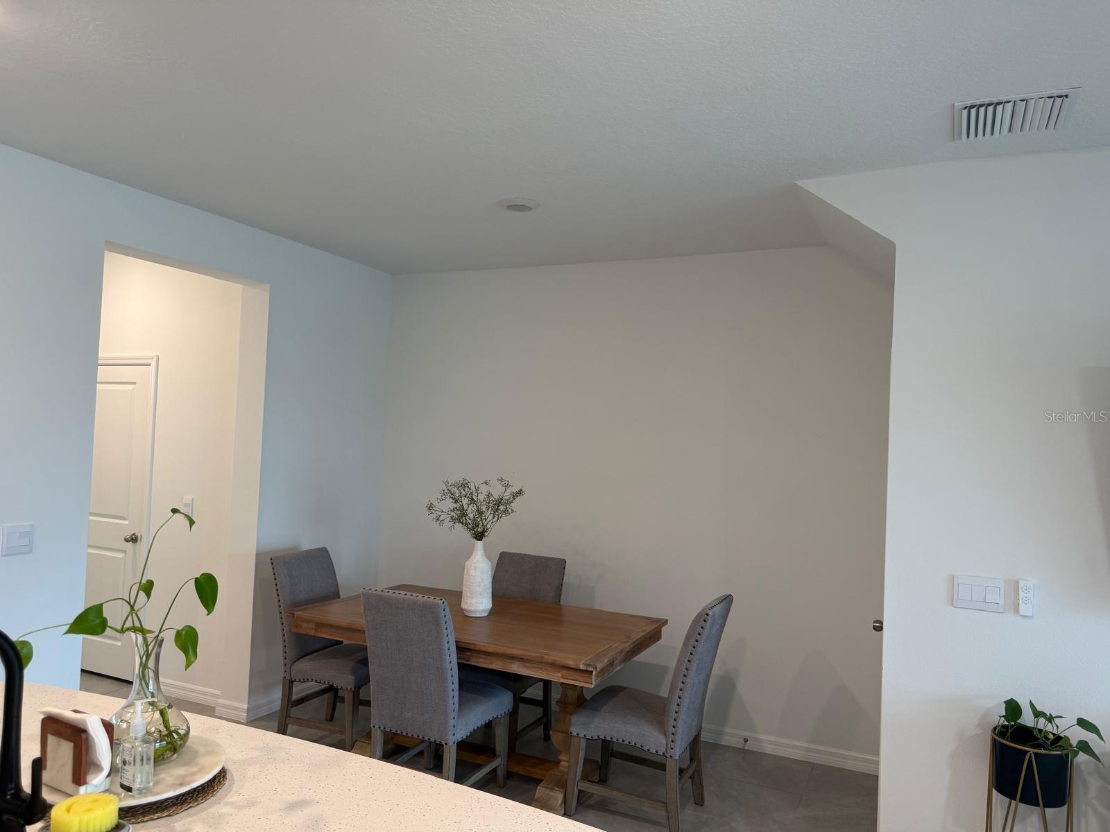 495 Mangrove Shade Cir Property Photo 5