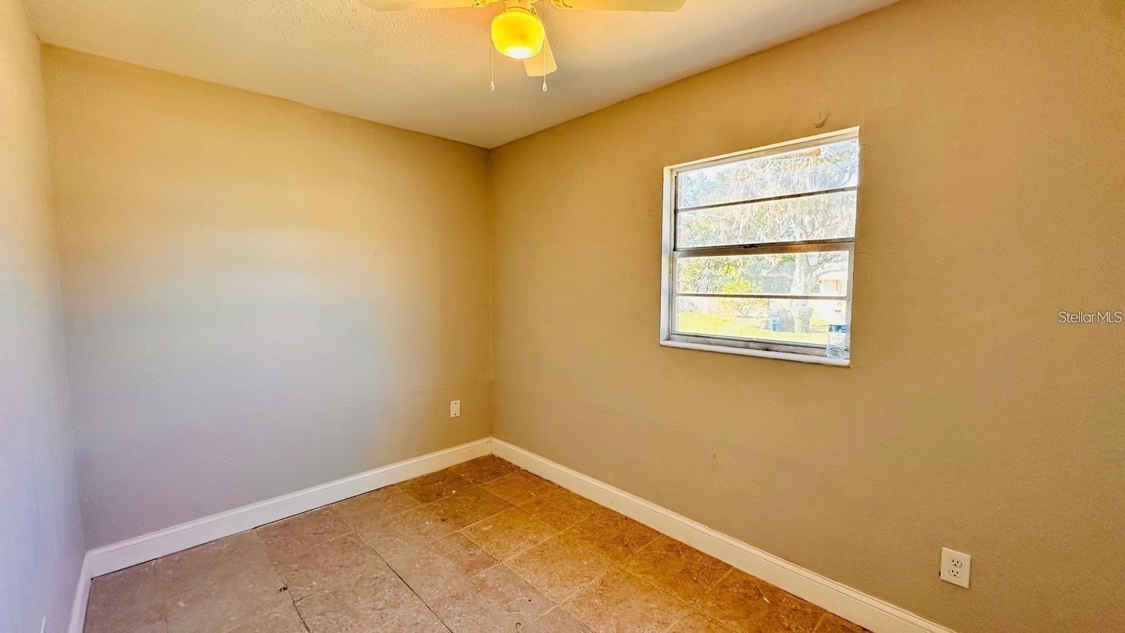 390 W Haines Blvd #9 Property Photo 6